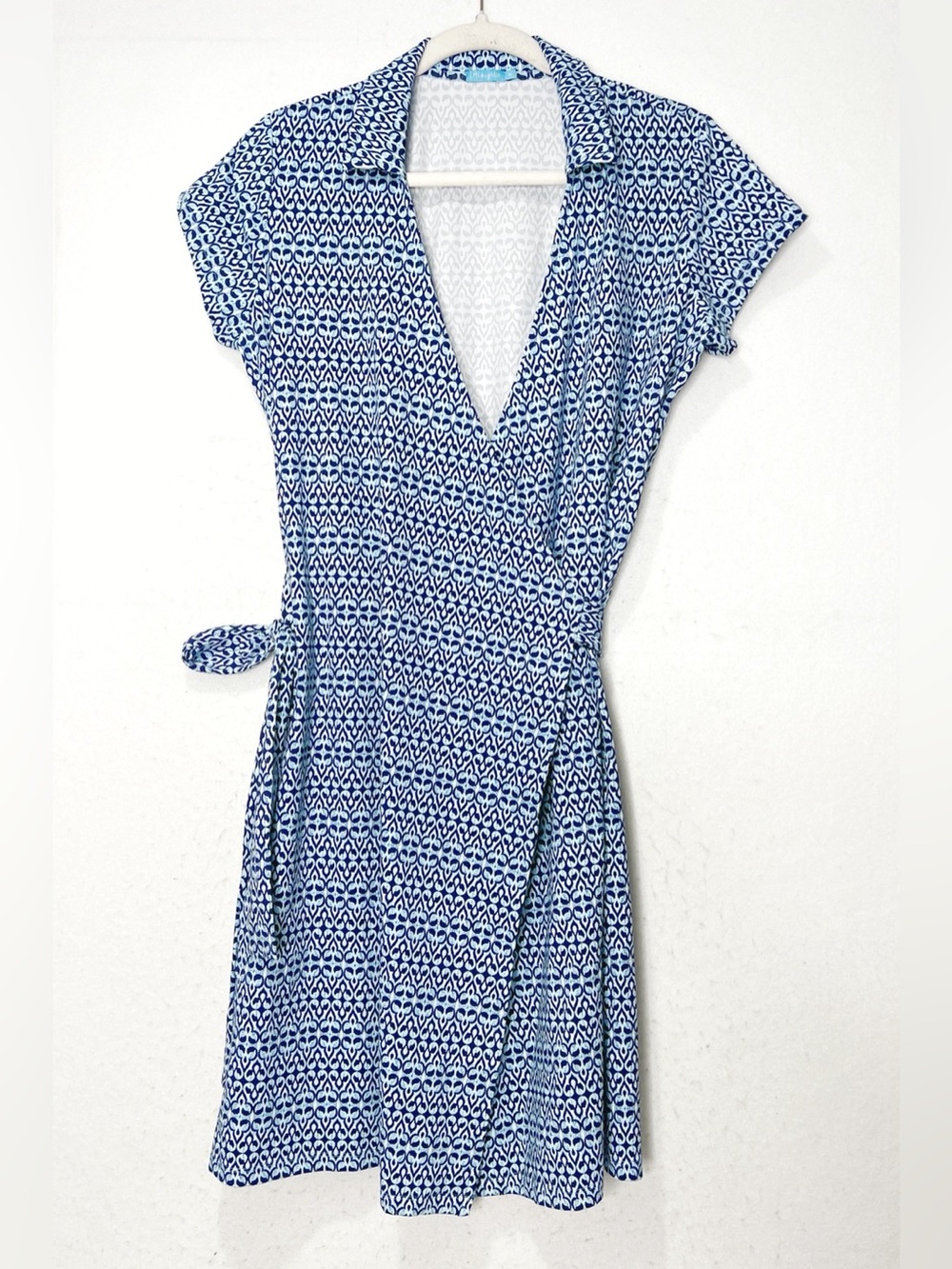 J McLaughlin Catalina Cloth Faux Wrap Dress Navy Blue Geometric Print Tie Waist